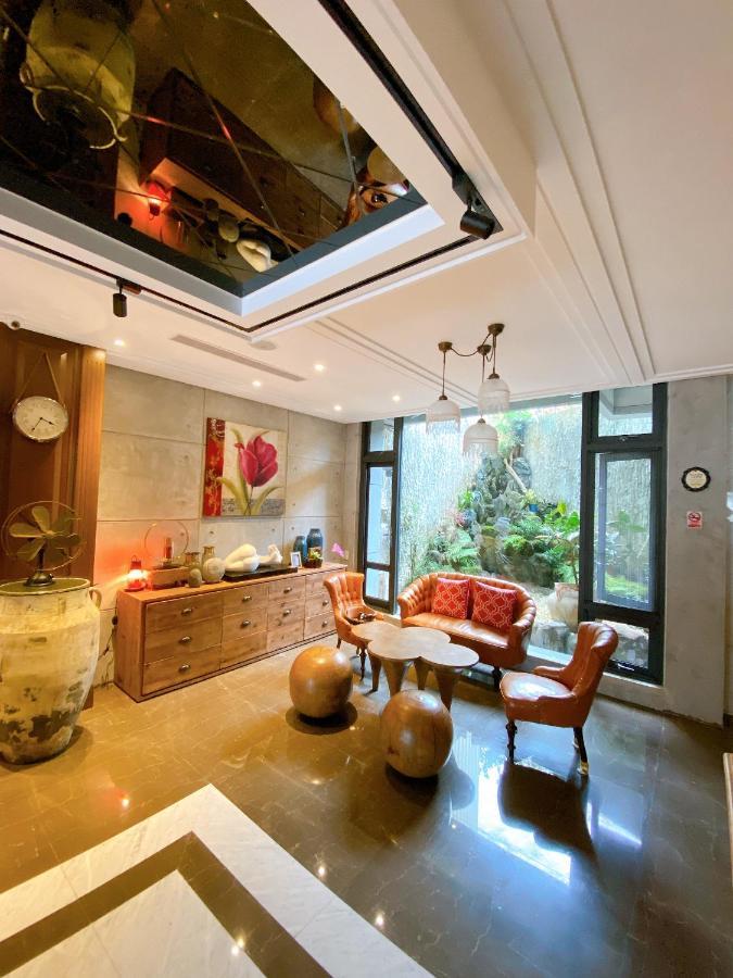 Homie B&B Hualien Extérieur photo