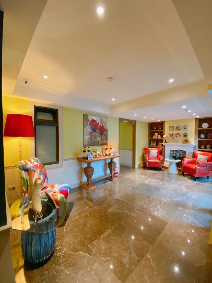 Homie B&B Hualien Extérieur photo