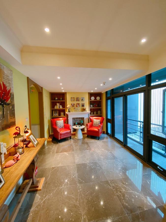Homie B&B Hualien Extérieur photo