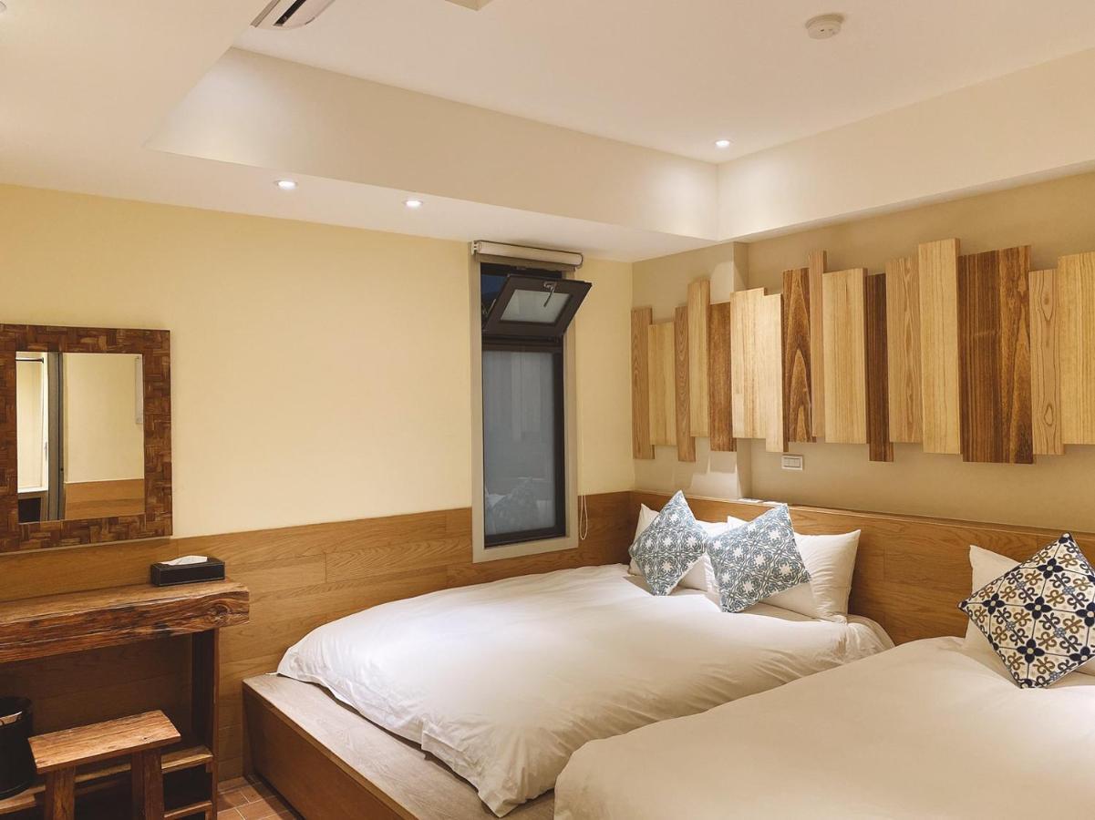 Homie B&B Hualien Extérieur photo